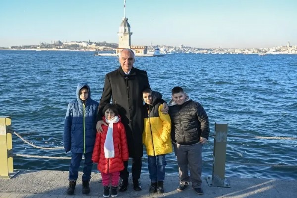 Bakan Ersoy, Türkiye'nin kalbine dokunan o çocuklarla buluştu